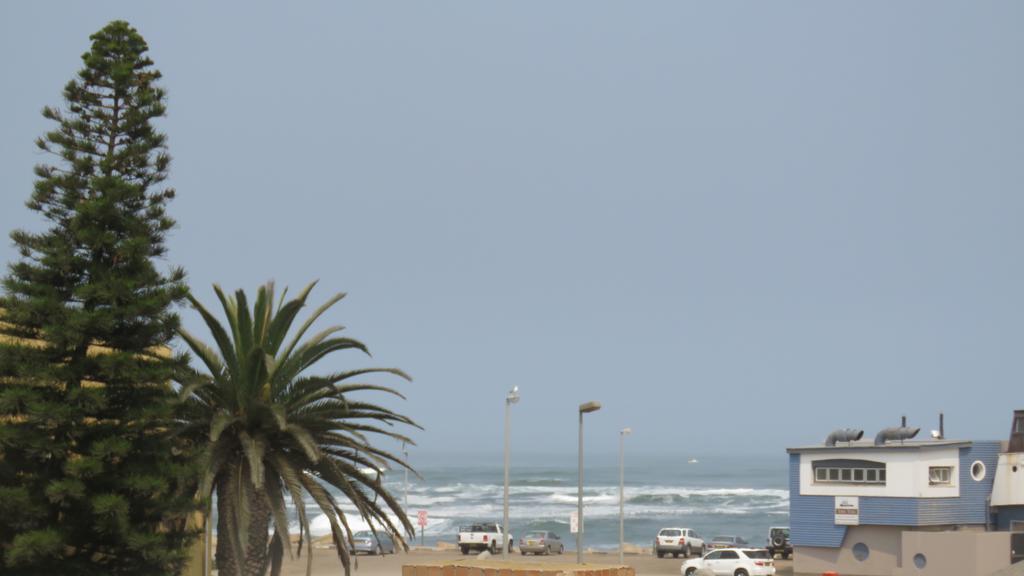 سواكوبموند Hotel A La Mer المظهر الخارجي الصورة